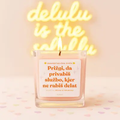 Dišeča sveča - Prižgi, da privabiš službo, kjer ne rabiš delat